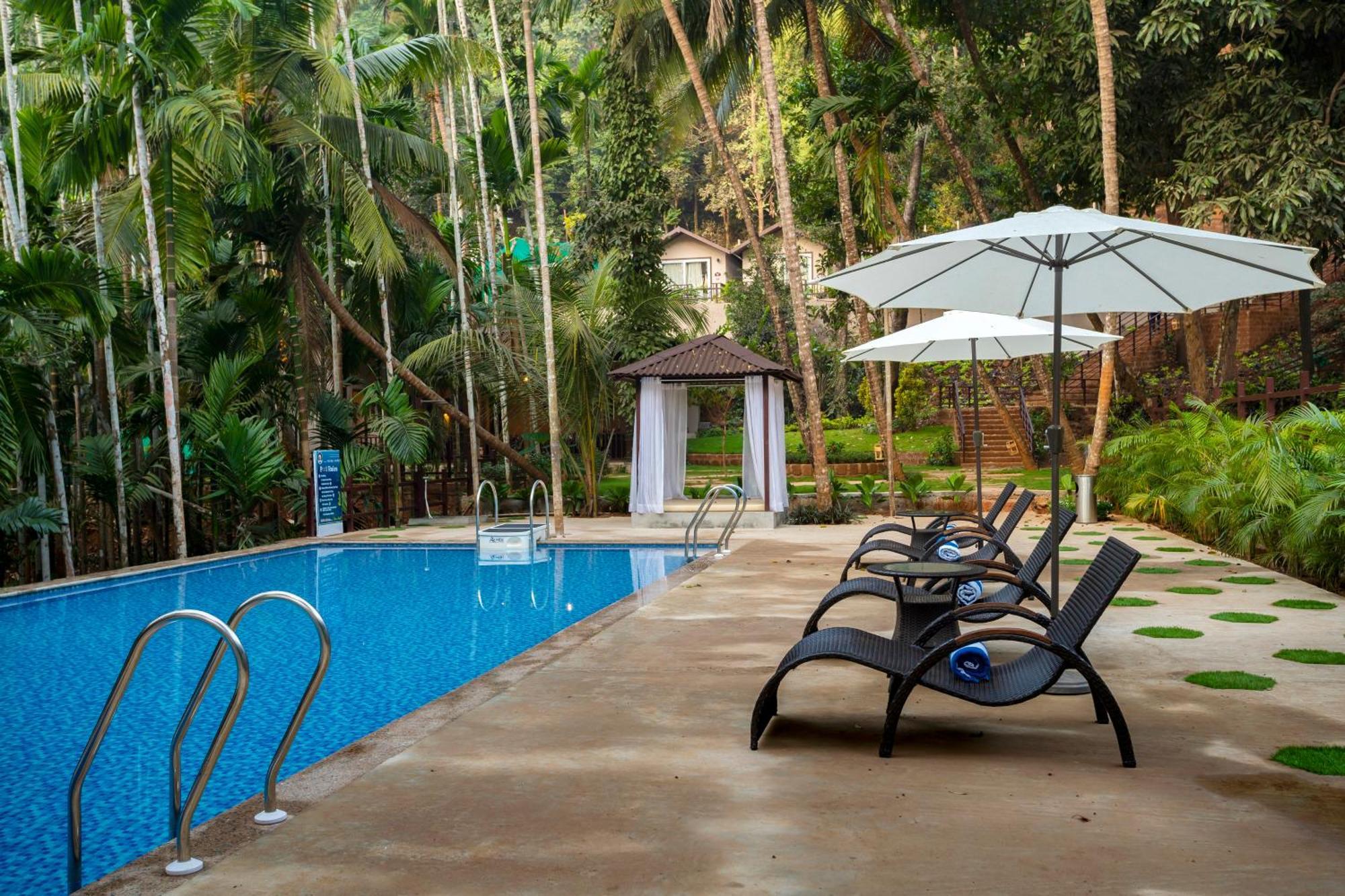 Stone Wood Premier Gokarna Hotel Gokarna  Exterior photo