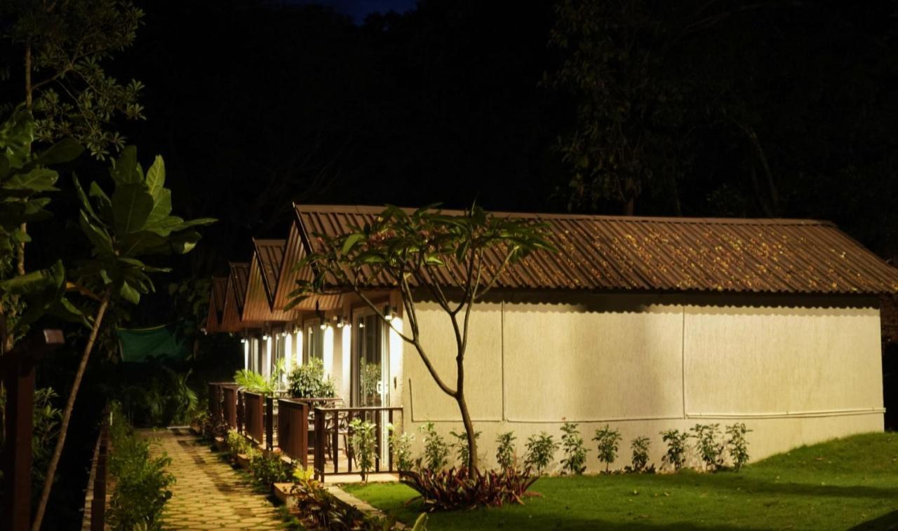 Stone Wood Premier Gokarna Hotel Gokarna  Exterior photo