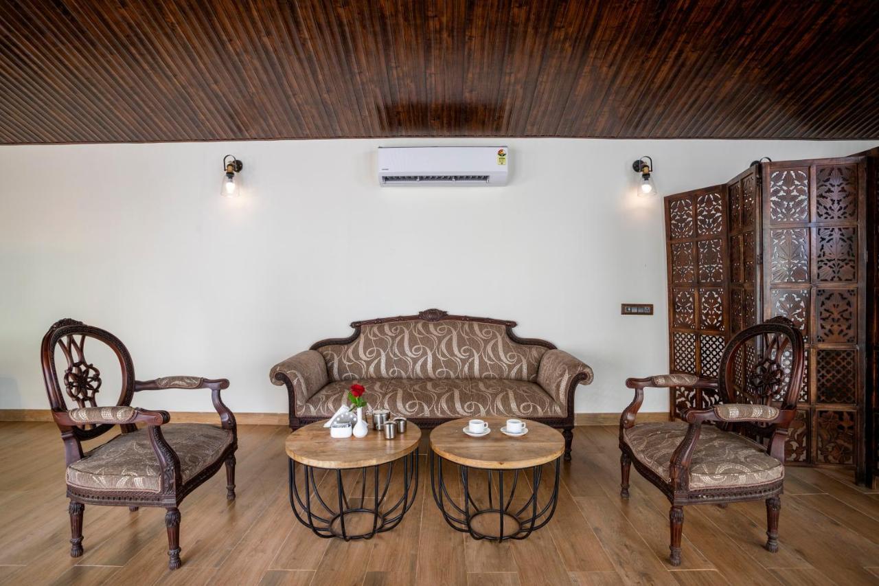 Stone Wood Premier Gokarna Hotel Gokarna  Exterior photo